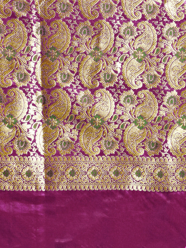 Handloom Banarasi Silk saree with Zari Meenakari weaving and matching Tasseled Dupatta
