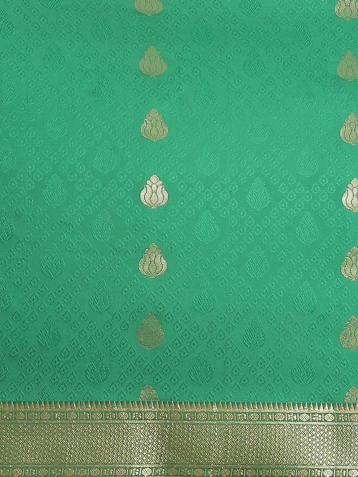 Jamdani Embossed Handloom Saree with  Zari  Weaving & Rich Contrast Border, Pallu