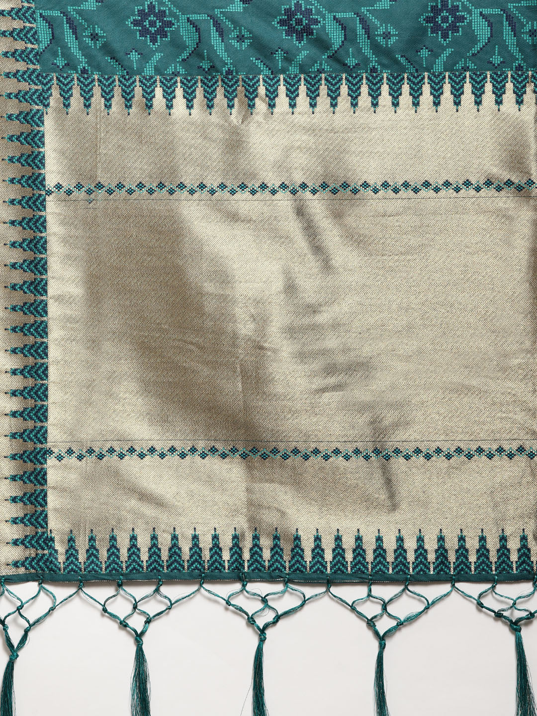 Banarasi Handloom Silk Saree with Zari Temple Pattern and Jhalar