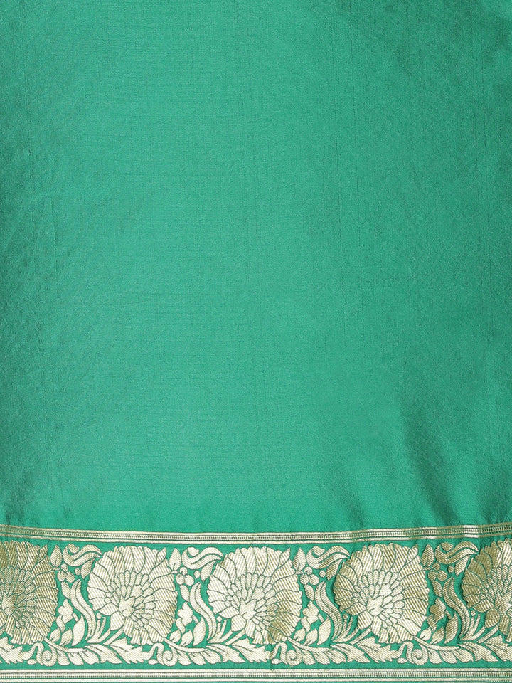 Emerald Green Banarasi Silk Saree with Oxidised Zari Weaving and Floral Ethnic Pattern