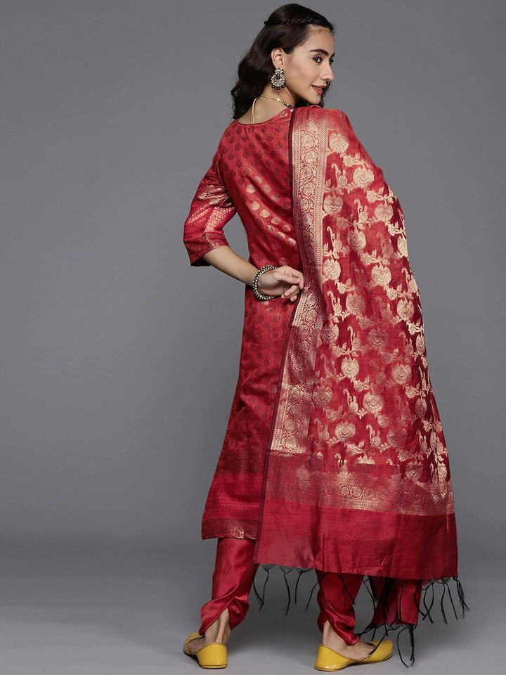 Red Unstitched Banarasi Kurta Set With Handloom Dupatta & Zari Weaving