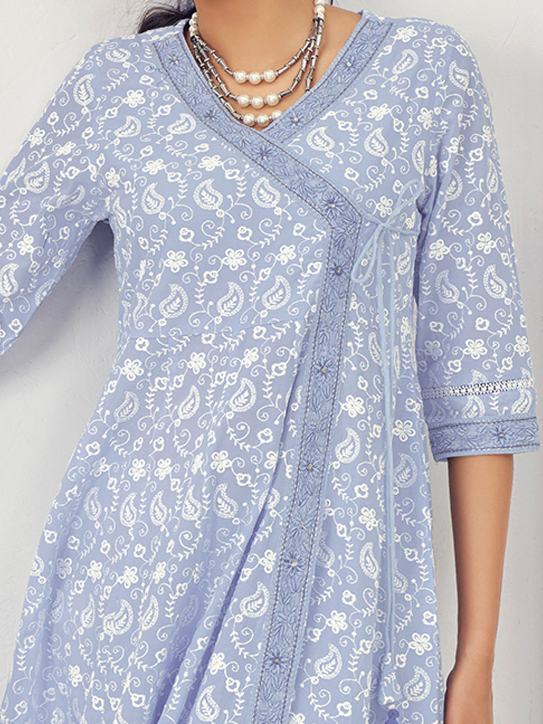 Thread Embroidered Chikankari Angrakha Kurta Set with Paisley Motifs & Schiffli Laces