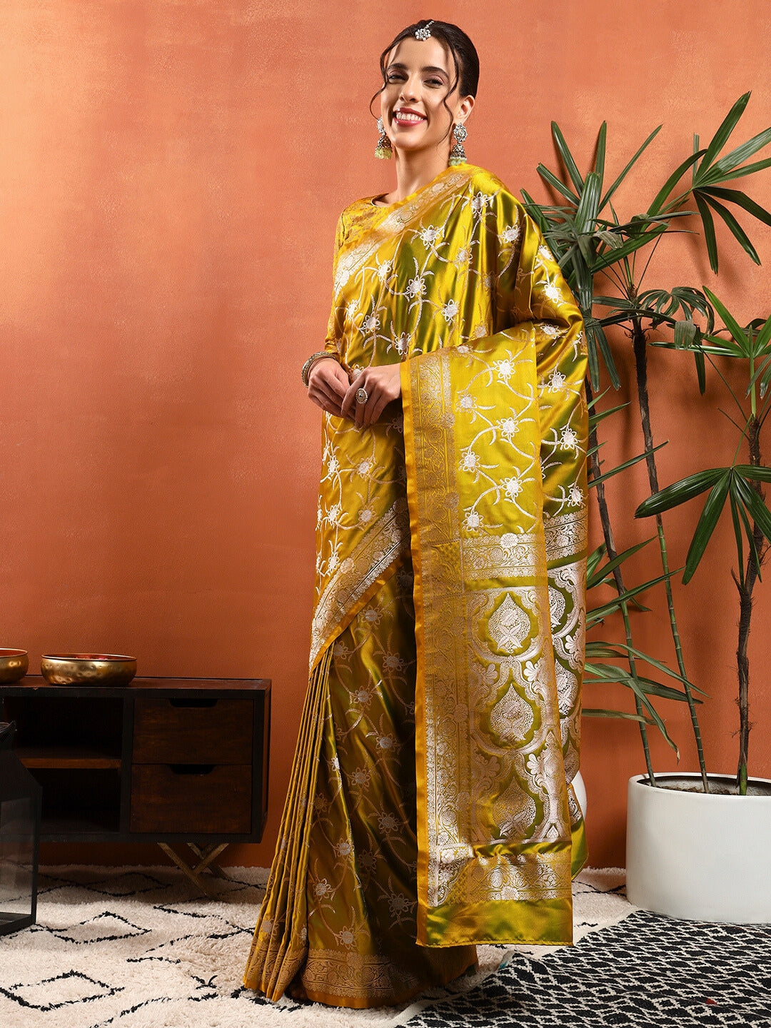 Banarasi Handloom Traditional Satin Silk Saree with Floral Motif Zari Meenakari Weaving