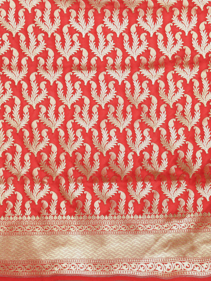 Kanjiwaram Silk Saree with Intricate Zari Floral Weaving