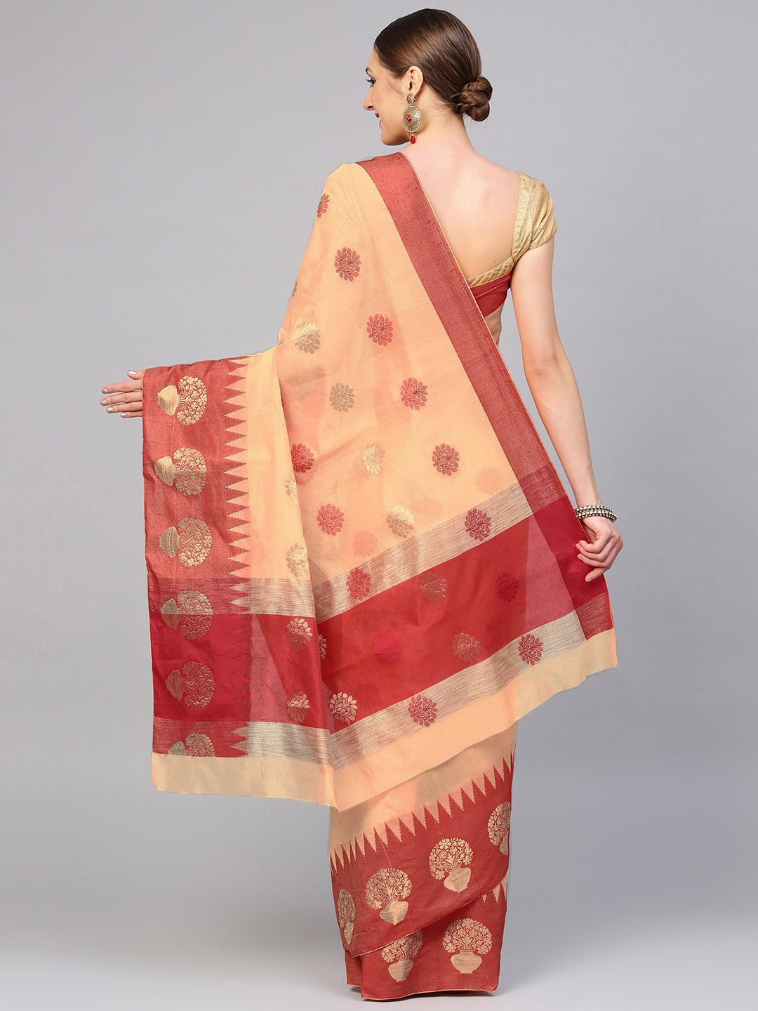 Chanderi Banarasi saree with Contrast Border and Floral Motifs