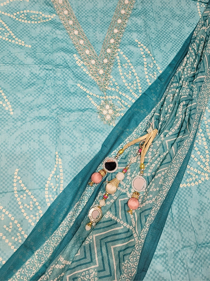 Bandhani Checkered Print Cotton Suit Dupatta with Zari Resham Embroidered Neckline