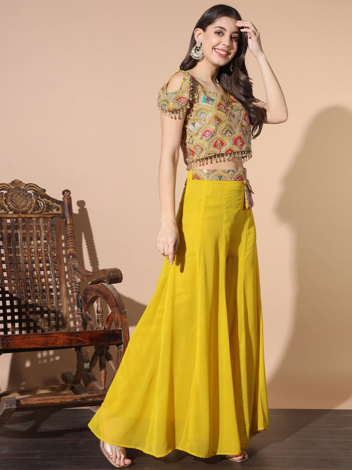 Resham Embroidery Co-ord Set with Crop top & Stylish Pocket
