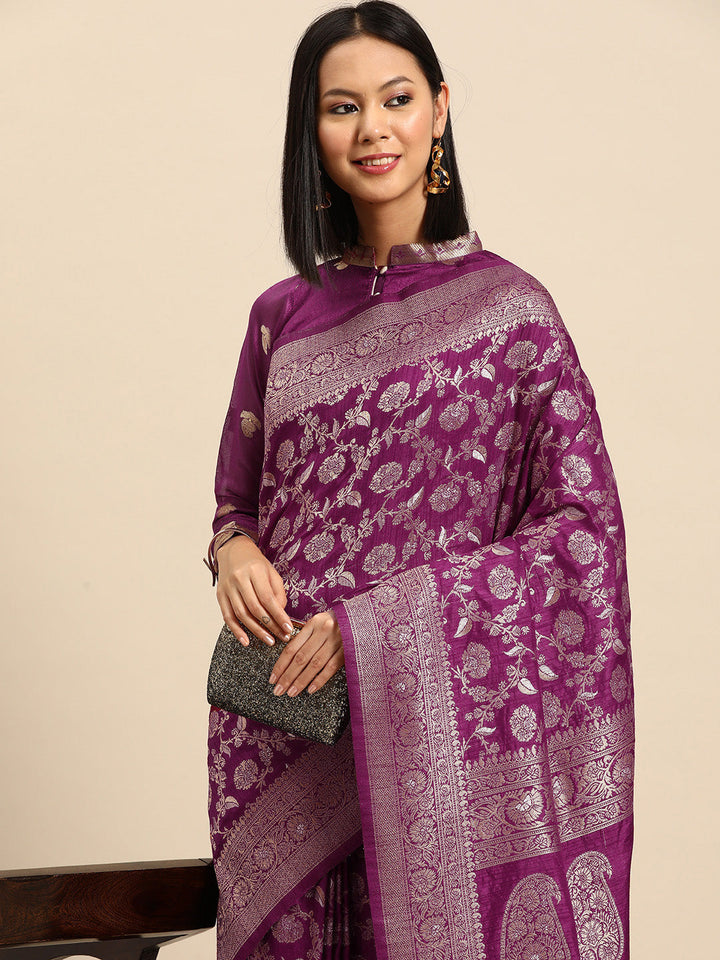 Burgundy Paisley Ethnic Motifs Zari Handloom Jute Silk Saree