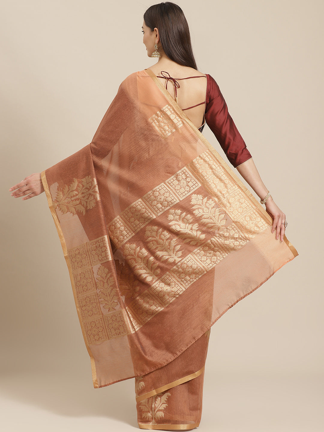 Banarasi Heritage Jute Silk Saree with Striking Floral Motifs & matching Belt
