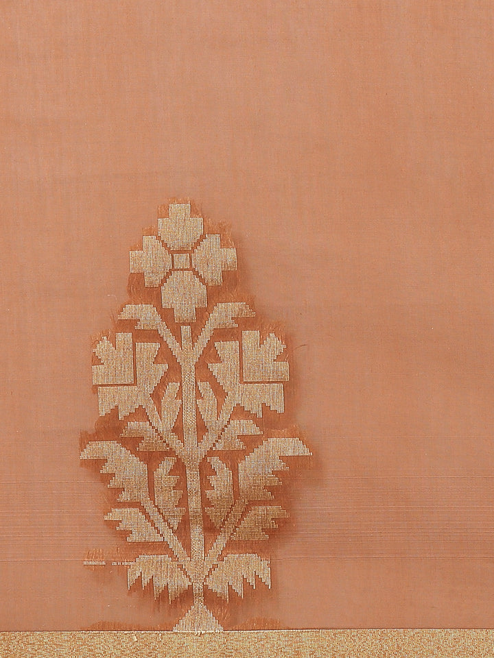 Banarasi Heritage Jute Silk Saree with Striking Floral Motifs & matching Belt