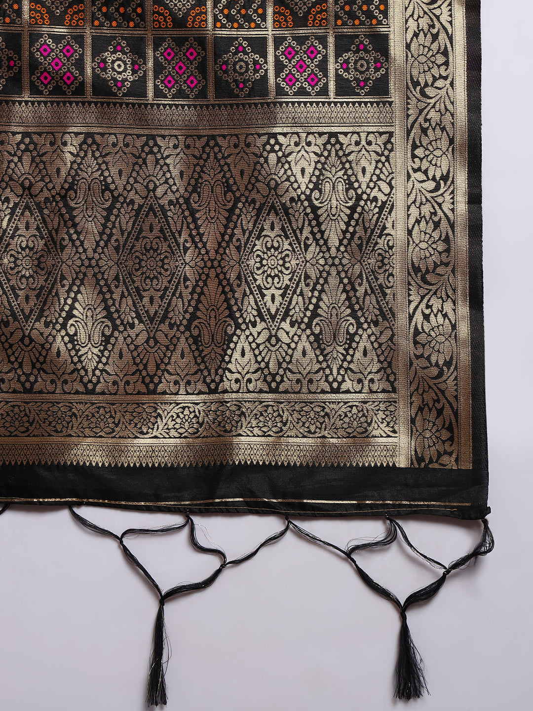 Banarasi Silk Handloom Kurta Set with Meenakari Weaving Gharchola Pattern dupatta