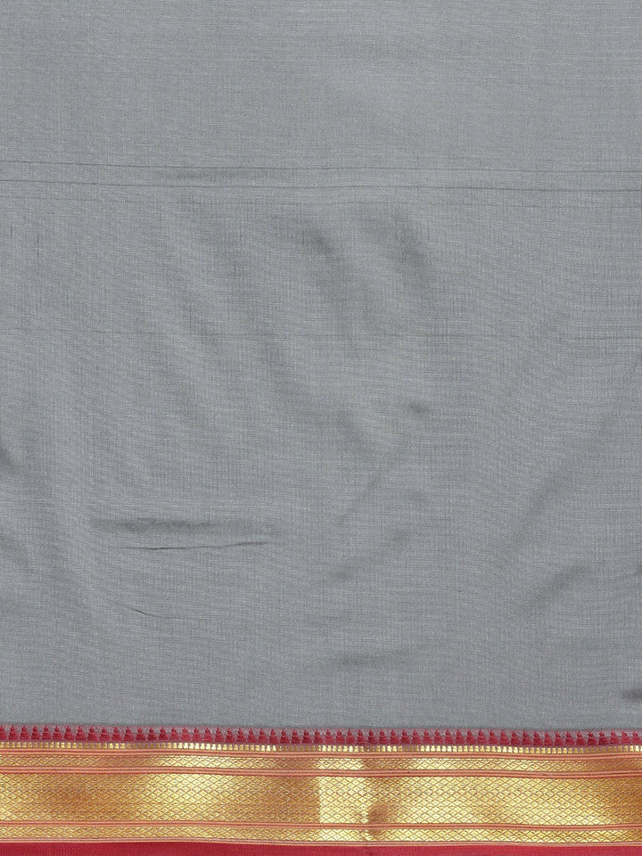 Narayanpet Grey Silk saree with Zari Contrast Border & Temple Pallu