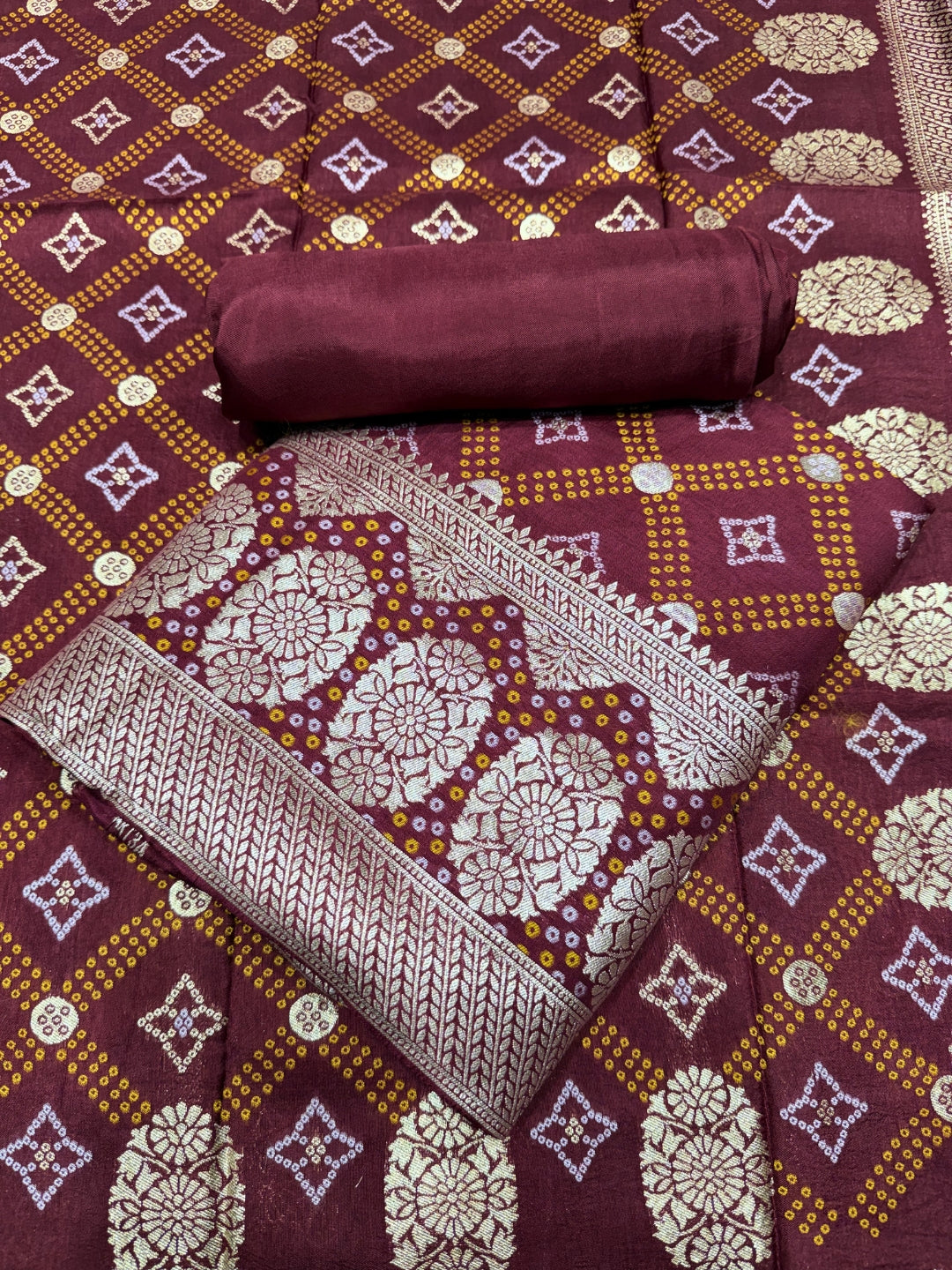 Bandhani Tye-Dye Print Dress Material with Zari Weaviing and Gharchola pattern