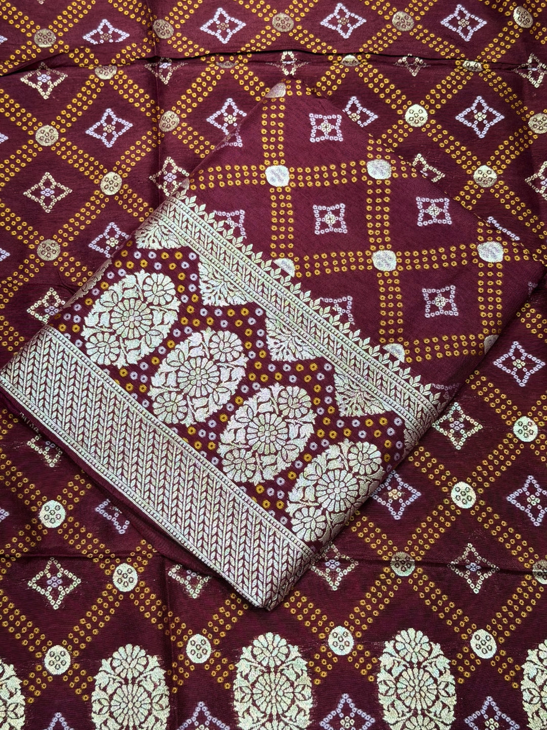 Bandhani Tye-Dye Print Dress Material with Zari Weaviing and Gharchola pattern