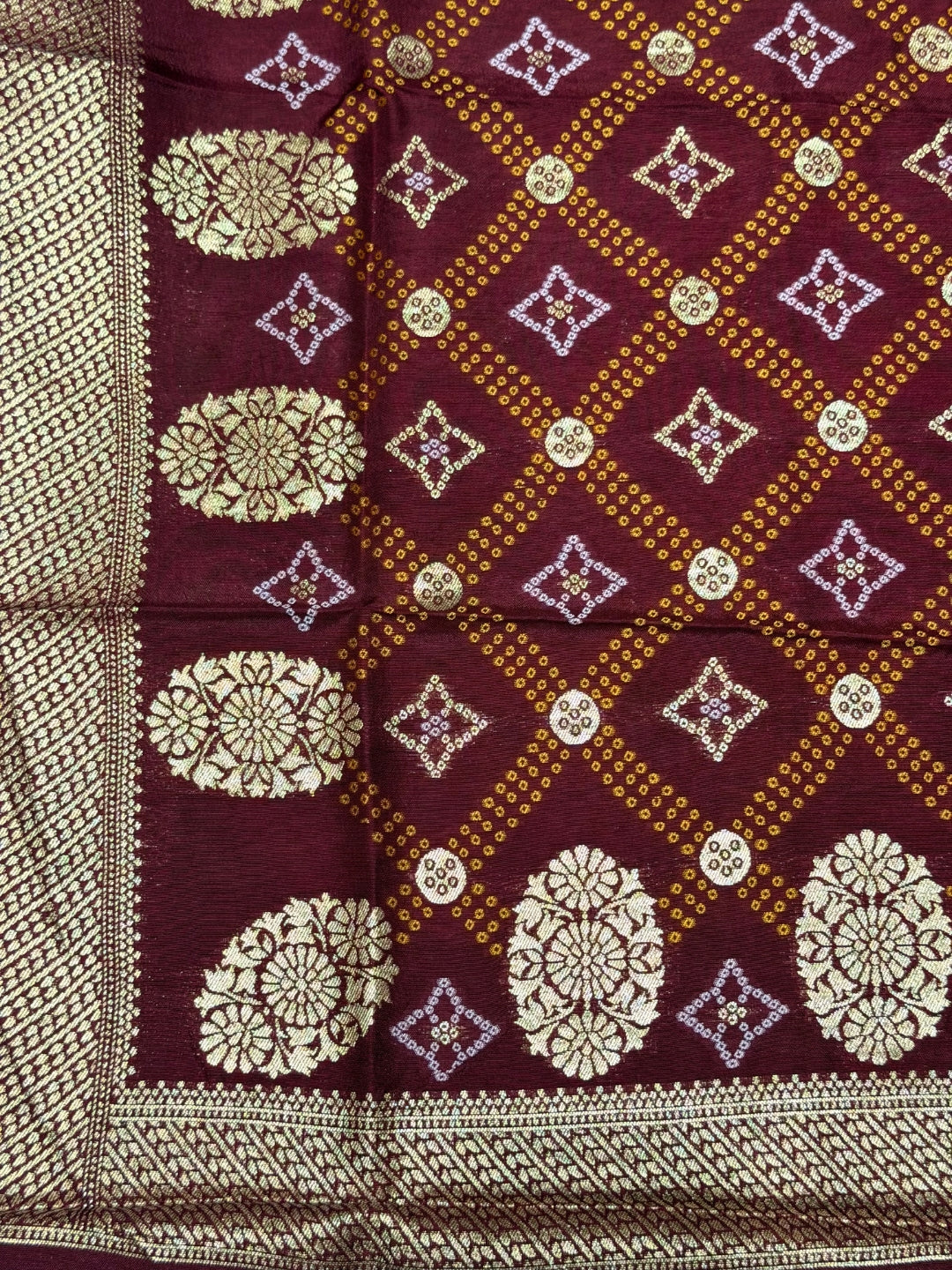 Bandhani Tye-Dye Print Dress Material with Zari Weaviing and Gharchola pattern