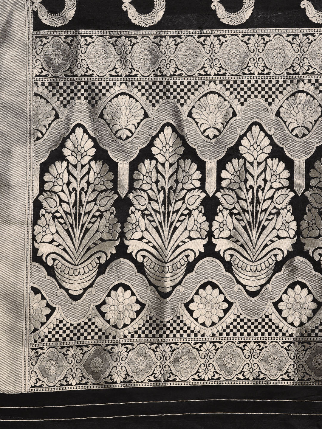 Mysore Silk Saree with Jewelery Inspired Silver Zari Paisley Motifs