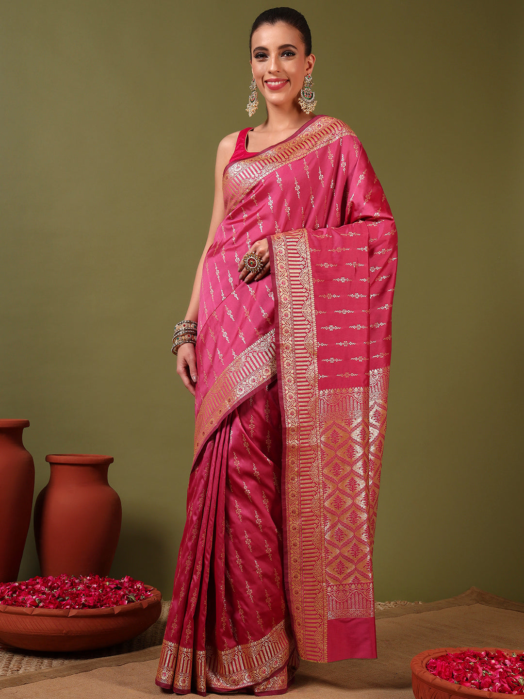Banarasi Zari Woven Traditional Handloom Silk Saree with Intricate Floral Motifs