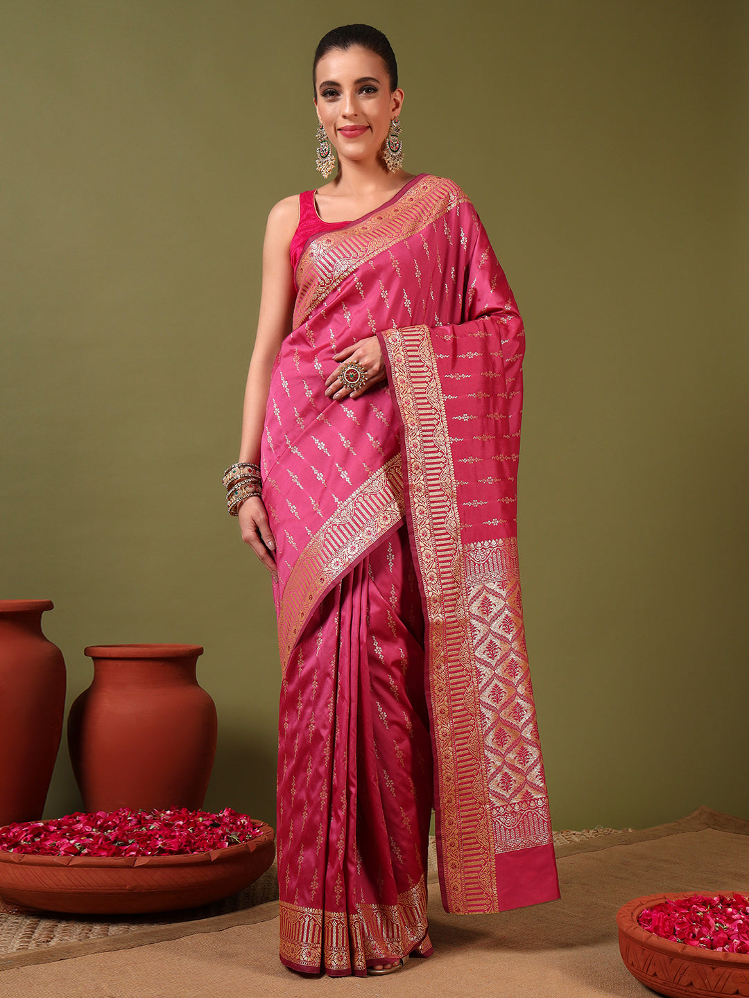 Banarasi Zari Woven Traditional Handloom Silk Saree with Intricate Floral Motifs