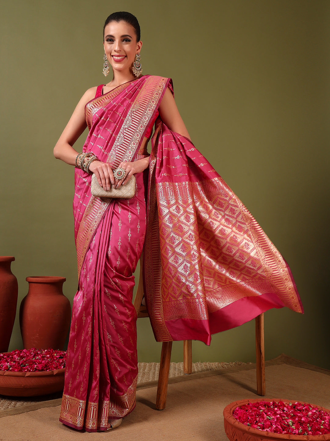 Banarasi Zari Woven Traditional Handloom Silk Saree with Intricate Floral Motifs