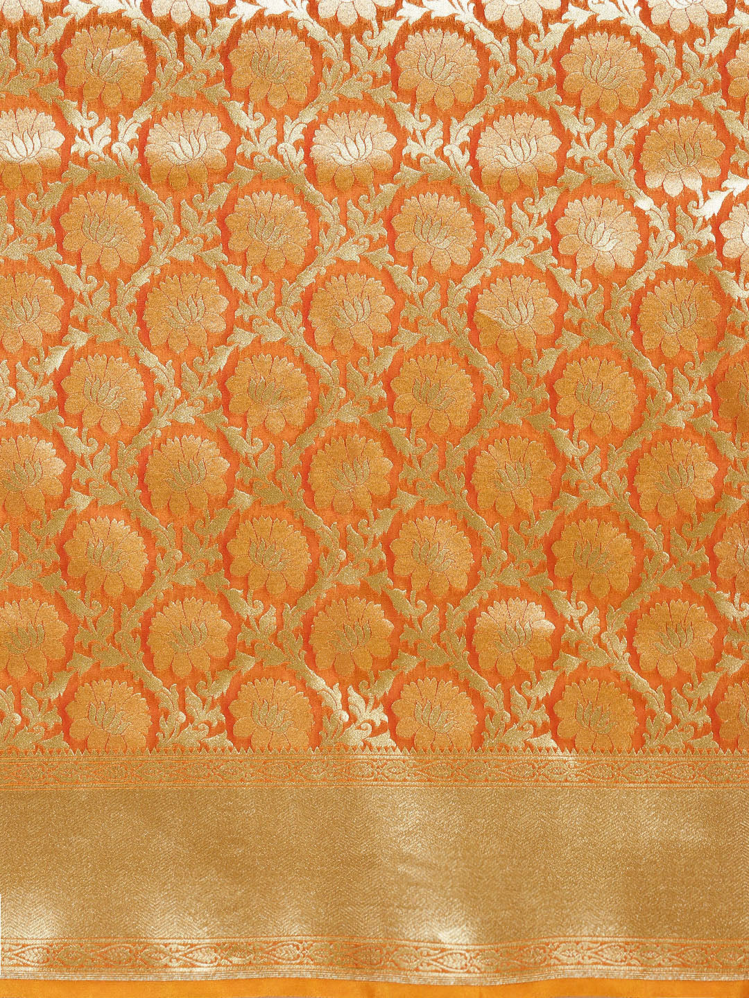 Kanjiwaram Silk Saree with Intricate Zari Floral Weaving
