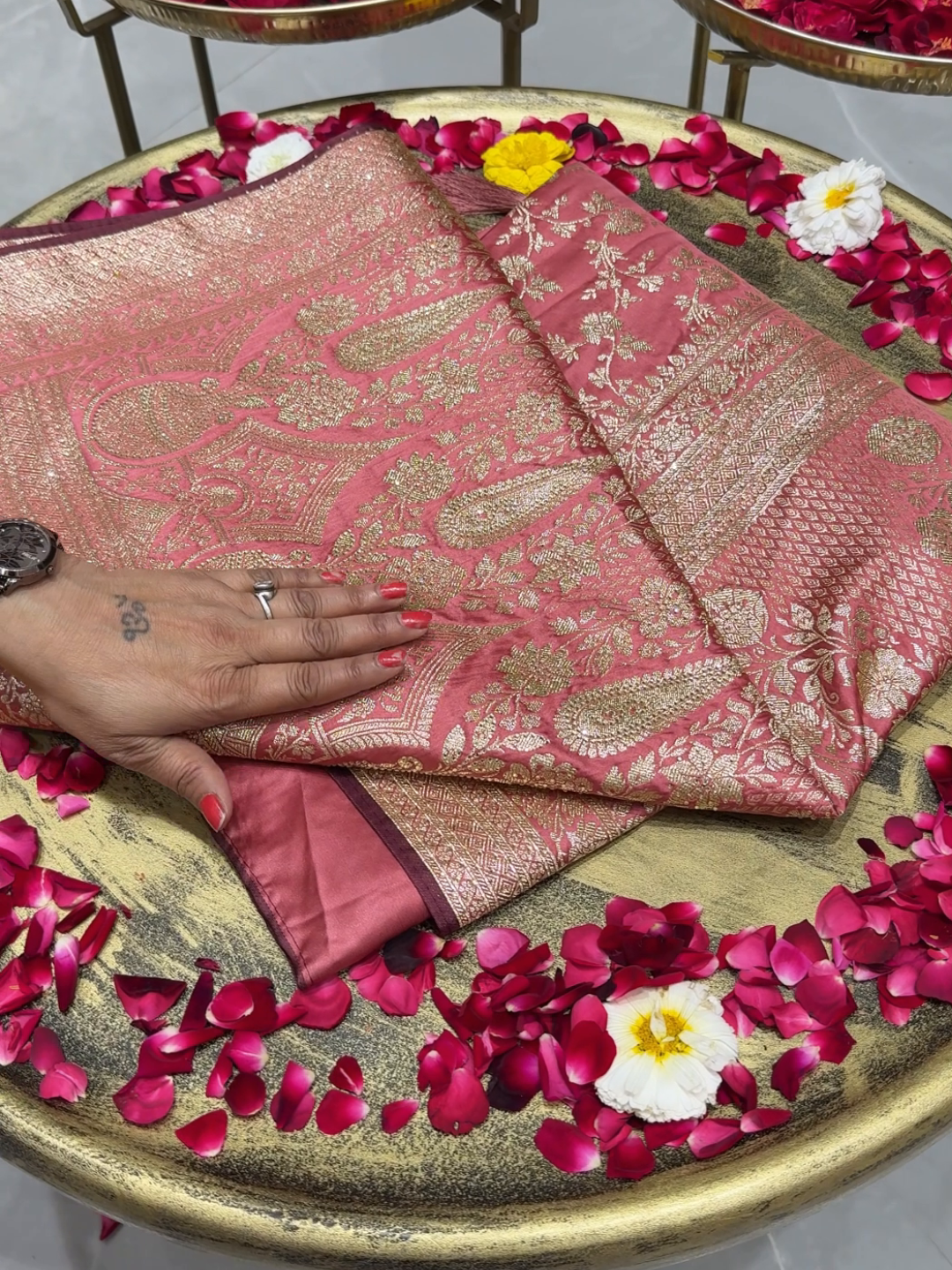 Soft Silk Heavy Zari Woven Floral Jaal Saree