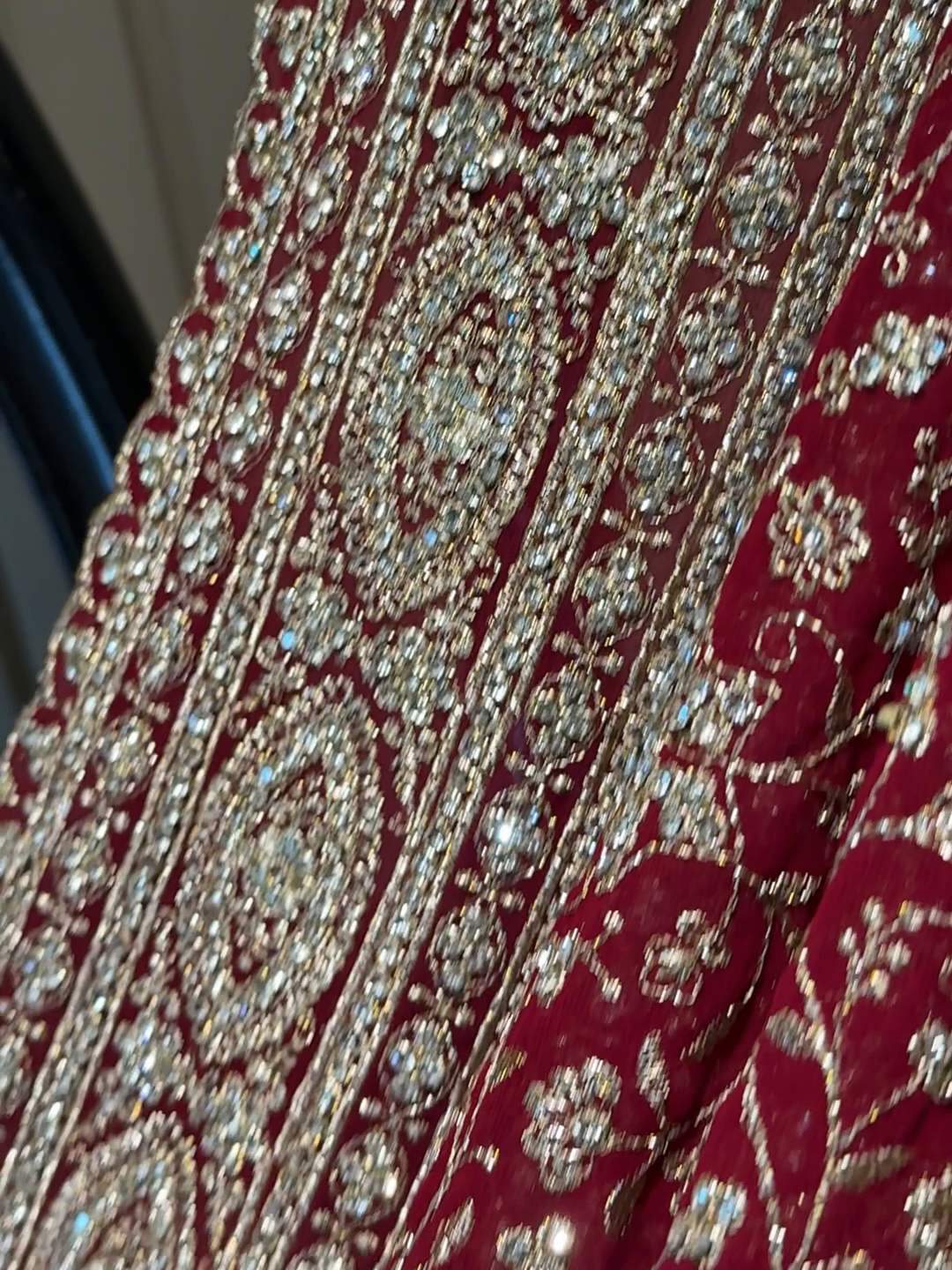 Georgette Heavy Zari Floral Jaal Embroidered Saree