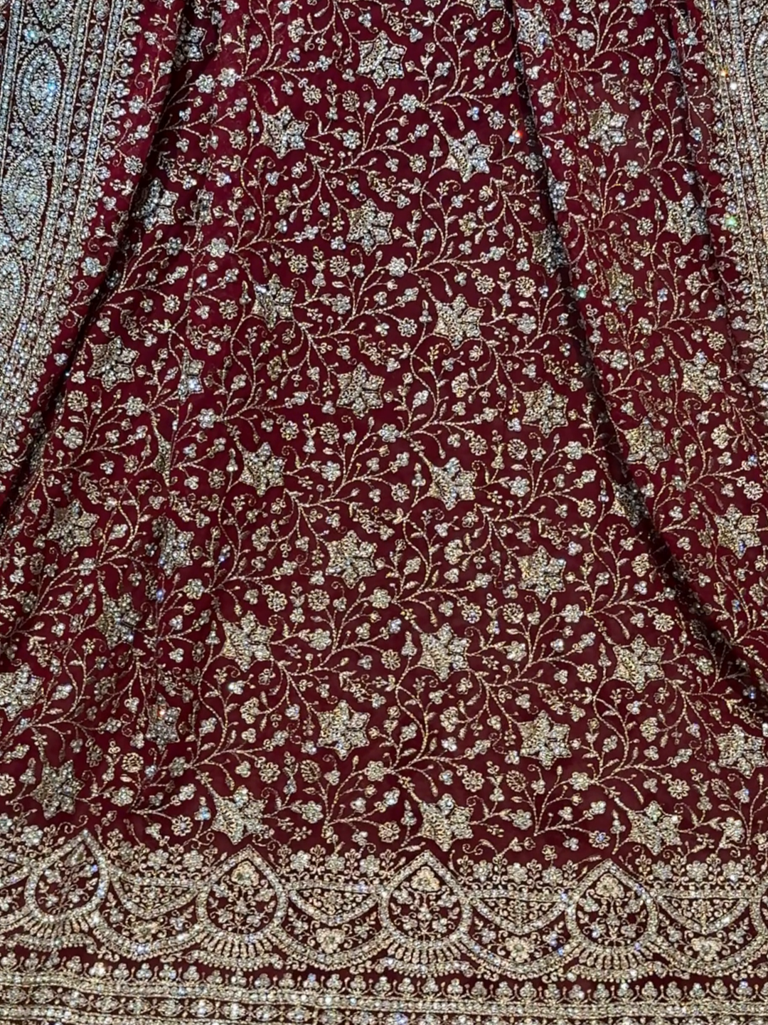 Georgette Heavy Zari Floral Jaal Embroidered Saree
