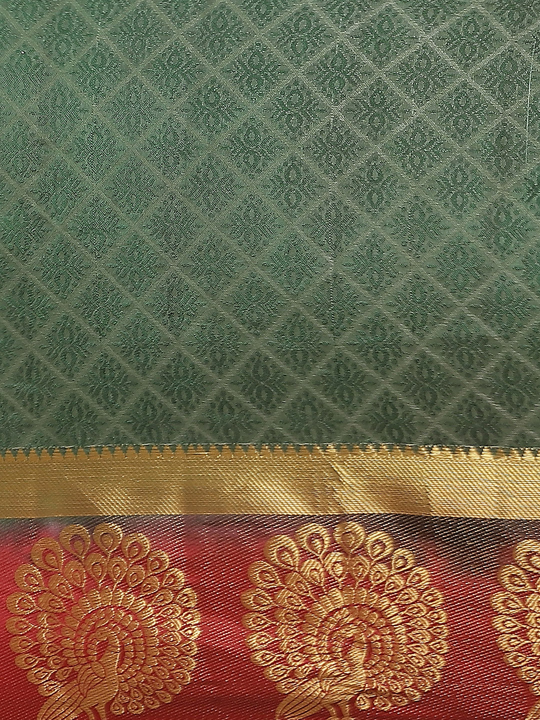 Traditional Banarasi Saree with Contrast peacock motif woven border