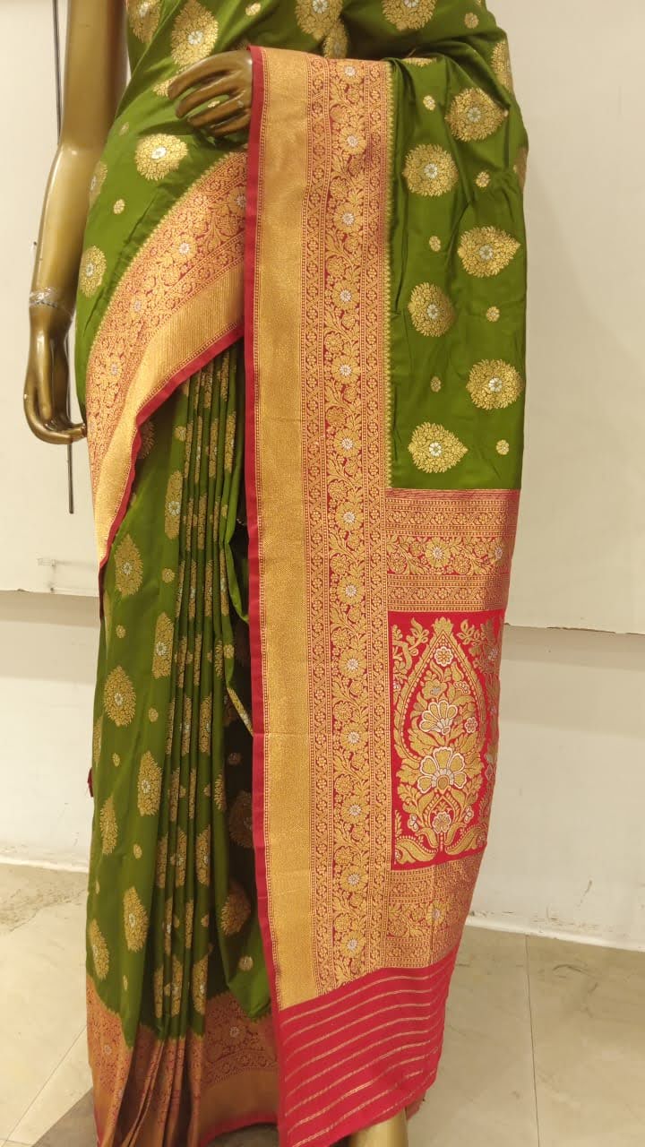 Chhabra 555 Green Banarasi Silk Traditional Saree Embellished With Contrast Pallu & Border