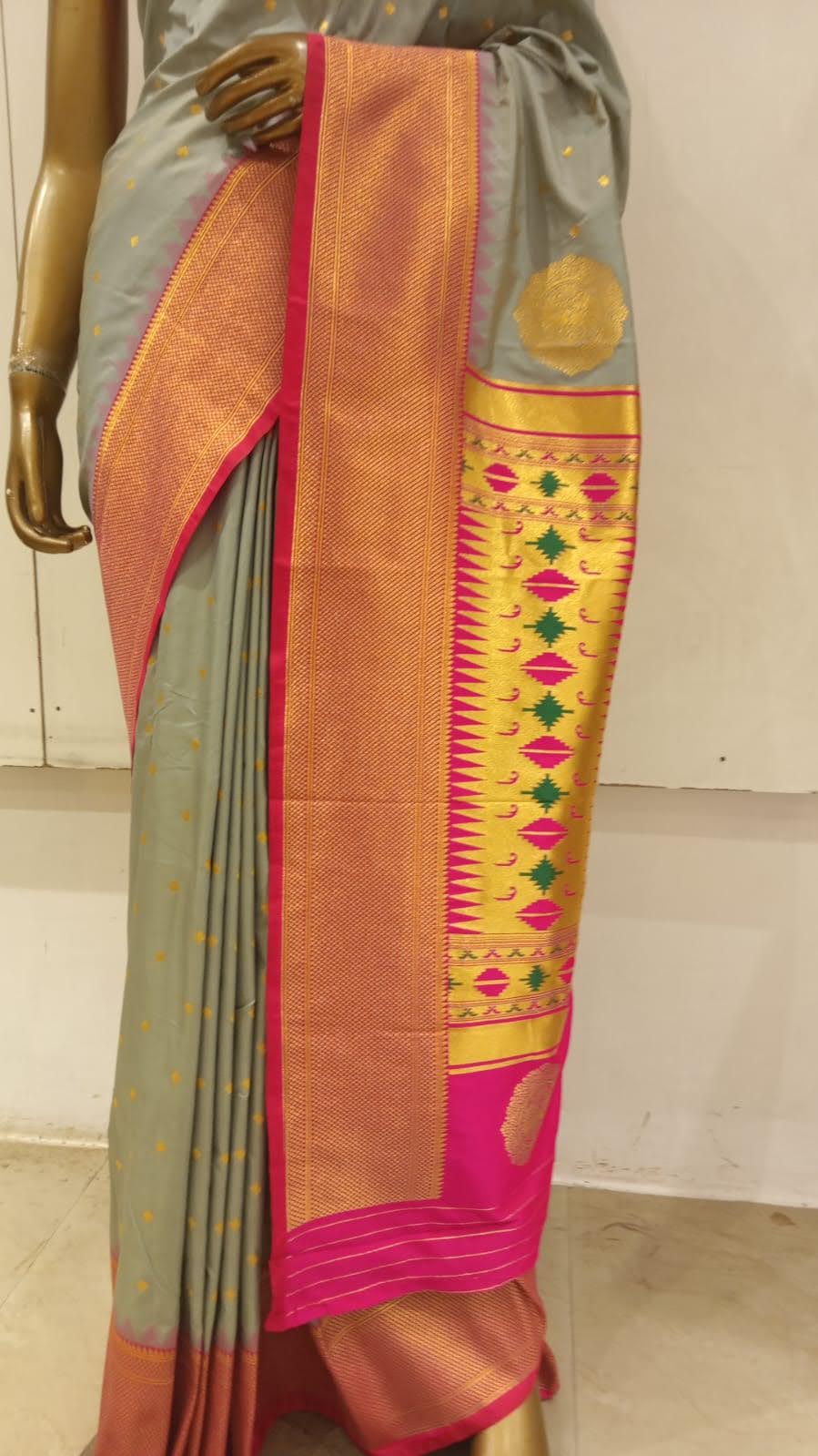 Chhabra 555 Silver Grey Banarasi Silk Traditional Saree With Contrast Pallu