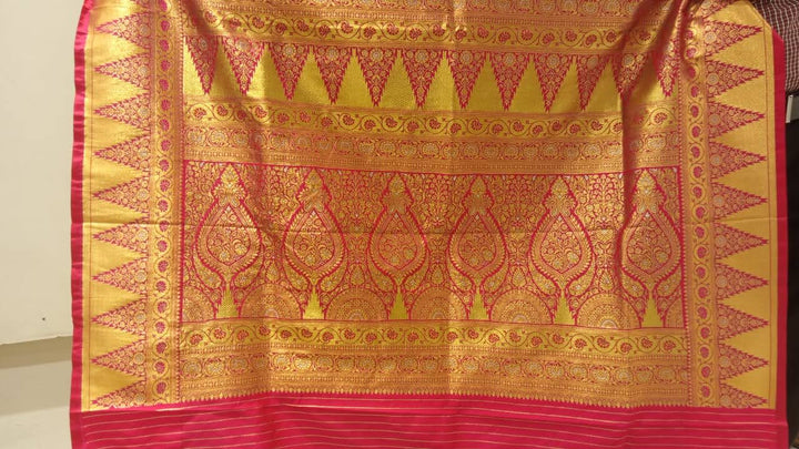 Chhabra 555 Blue Banarasi Silk Traditional Saree Embellished With Contrast Pallu & Border