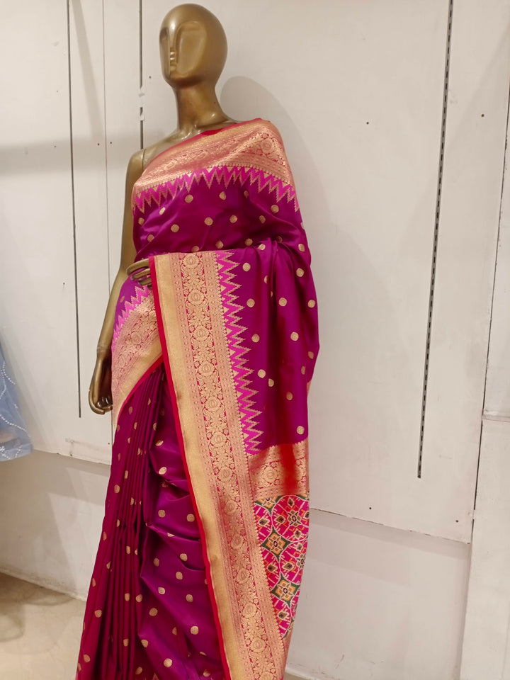 Chhabra 555 Fuchsia Pink Bright Resham & Zari Embroidered Silk Blend Saree