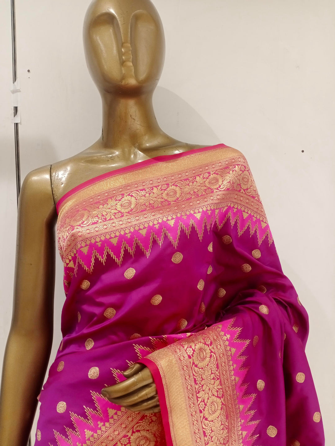Chhabra 555 Fuchsia Pink Bright Resham & Zari Embroidered Silk Blend Saree
