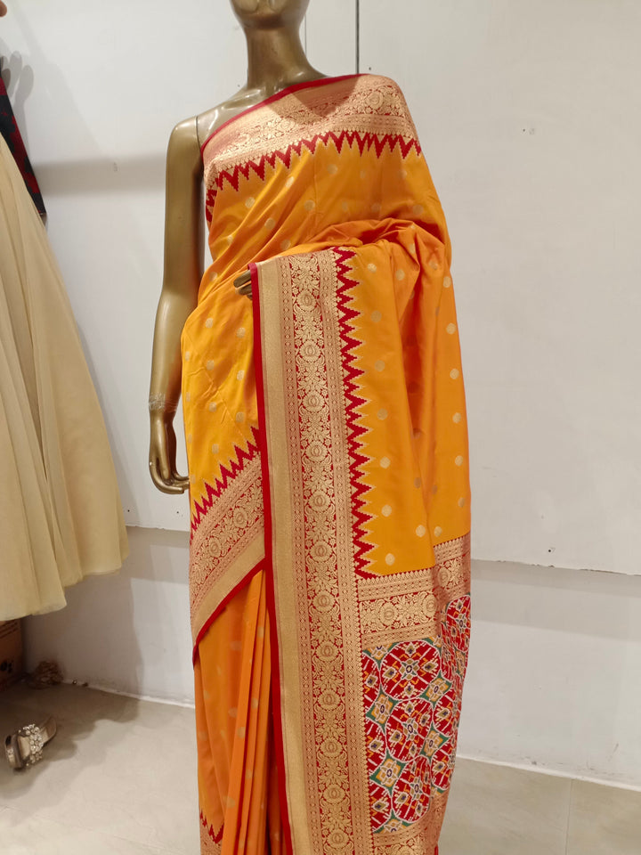 Chhabra 555 Mustard Yellow Banarasi Silk Blend Ethnic Saree Embellished With Bold Border