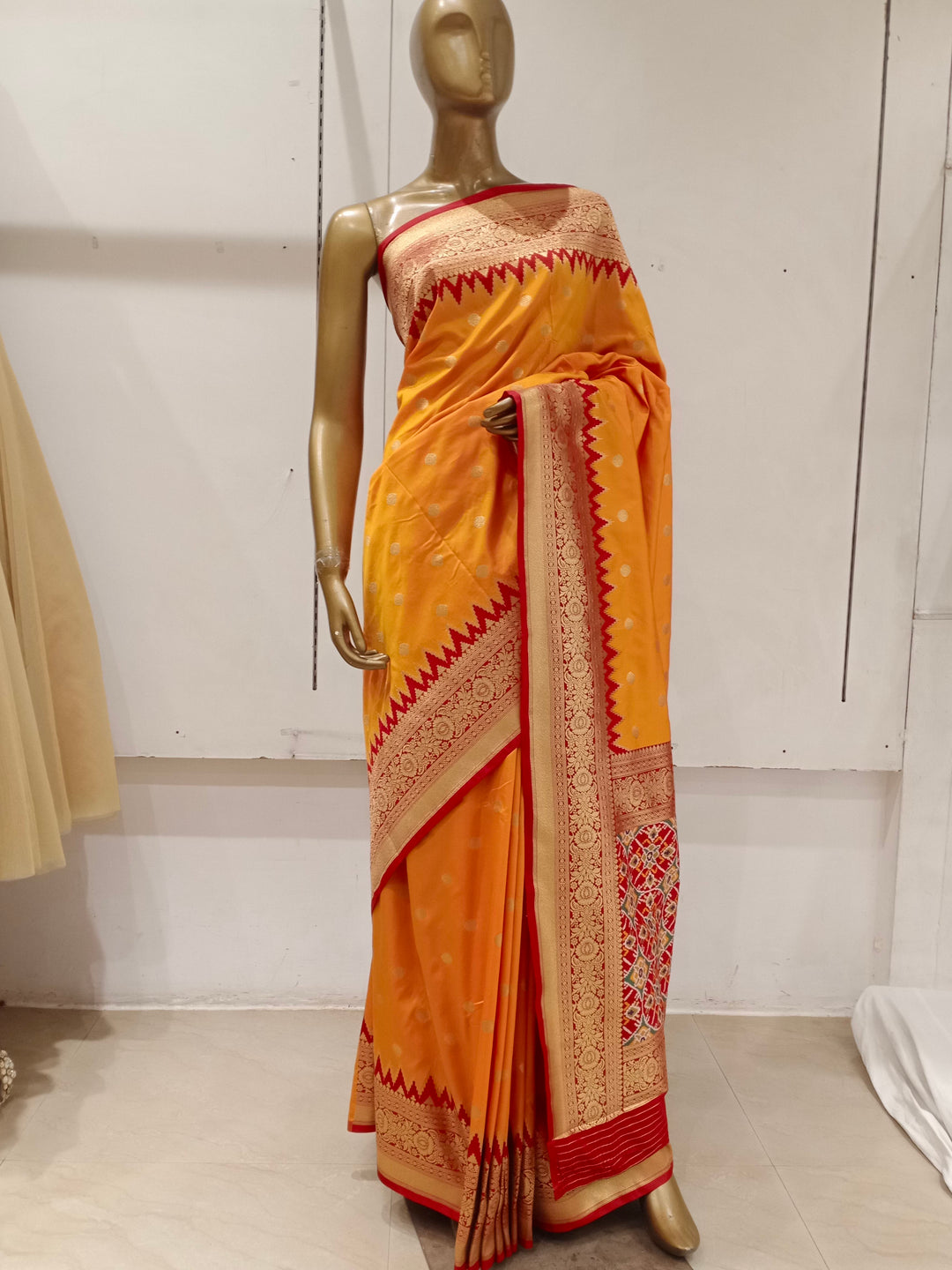 Chhabra 555 Mustard Yellow Banarasi Silk Blend Ethnic Saree Embellished With Bold Border