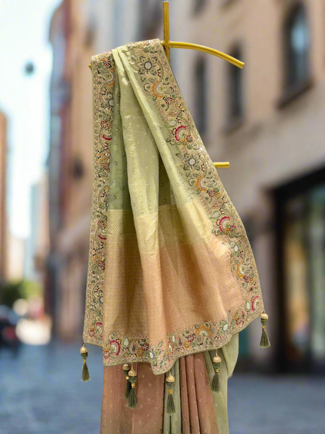 Green Rust Dual-Tone Silk Saree