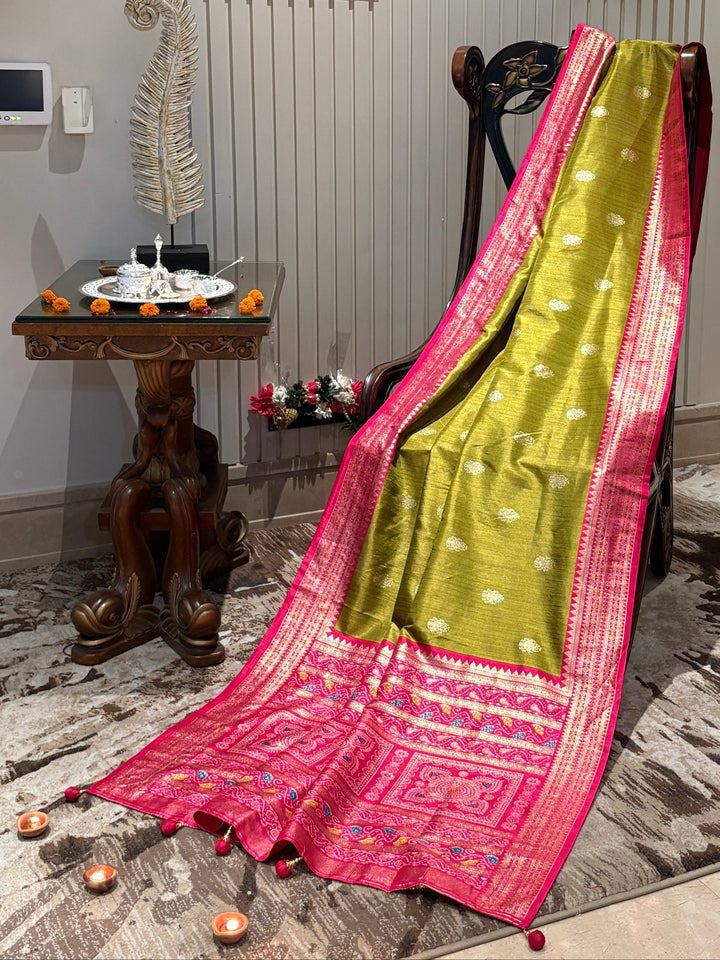 Banarasi Silk Saree with Zari Weaving & Contrast Pink Pallu Border