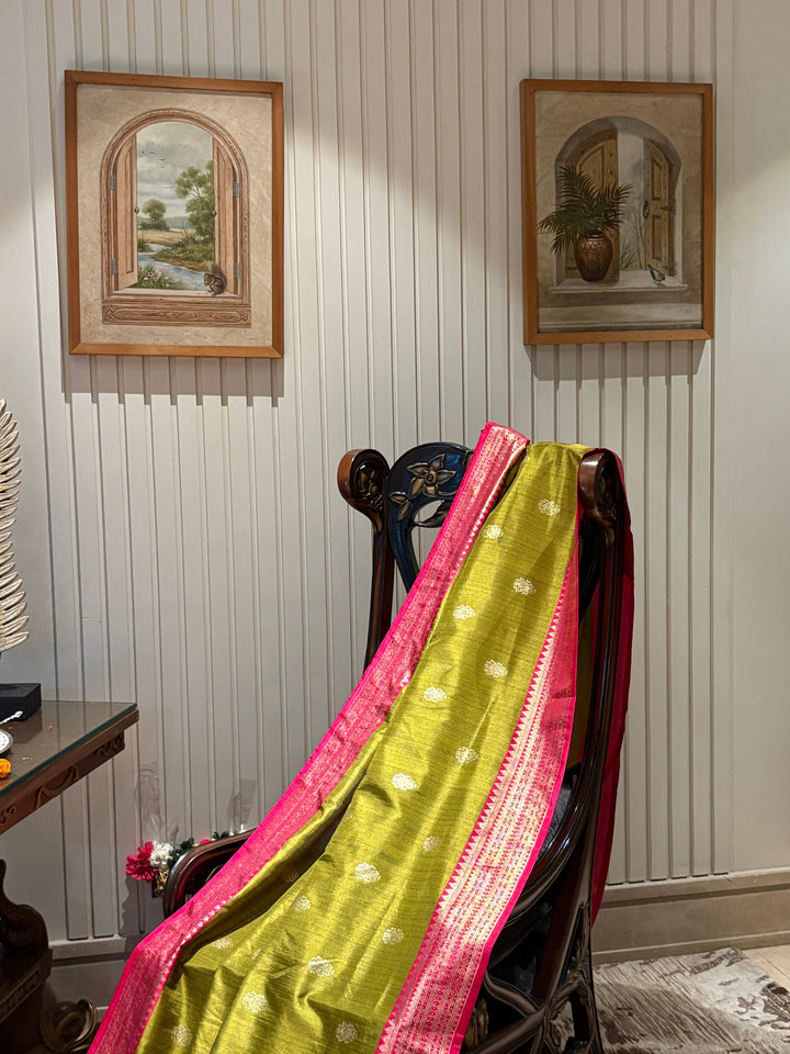 Banarasi Silk Saree with Zari Weaving & Contrast Pink Pallu Border