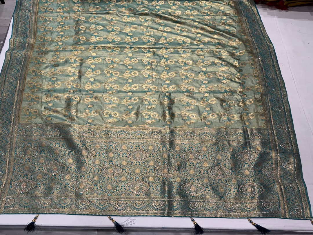 Green Art Silk Floral Saree