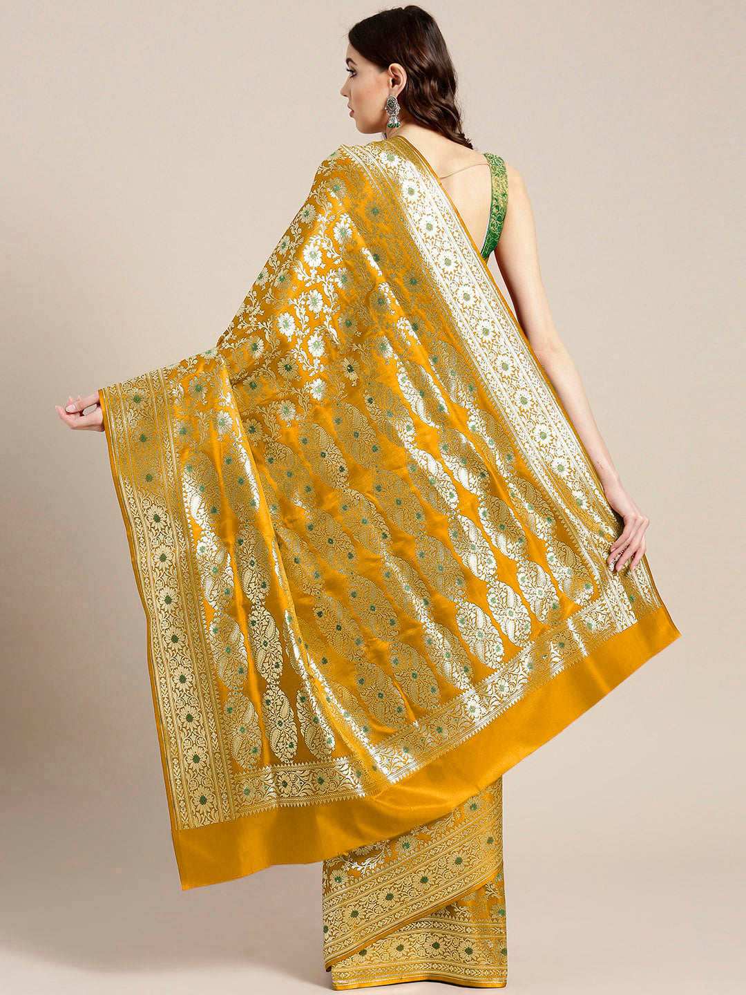 Handloom Banarasi Silk saree with Zari Meenakari weaving and matching Tasseled Dupatta