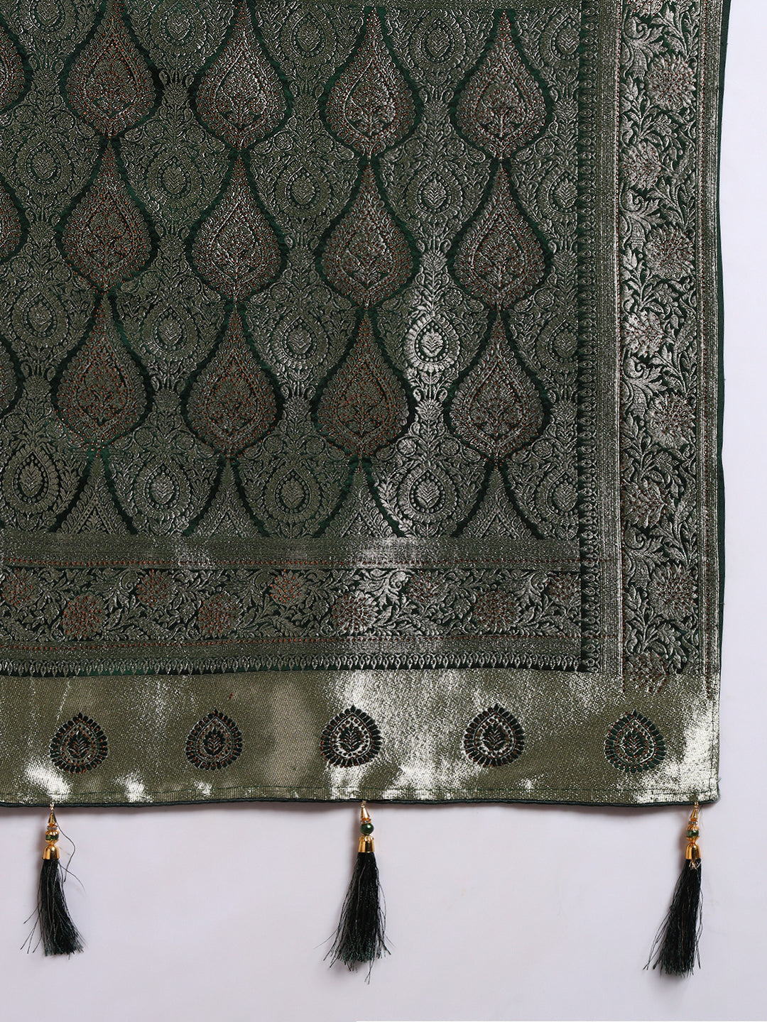 Banarasi Intricate Floral Motifs Zari Woven Contemporary Handloom Satin Silk Saree