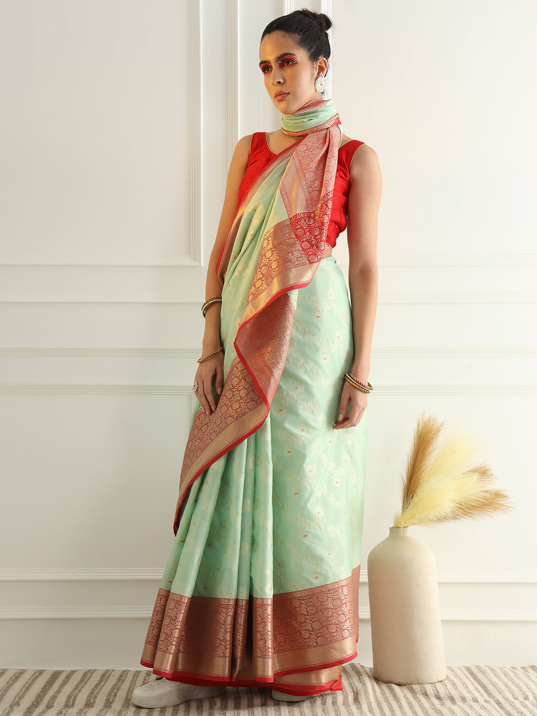 Colorblocked Banarasi Silk Saree with Meenakari Zari Floral Motifs
