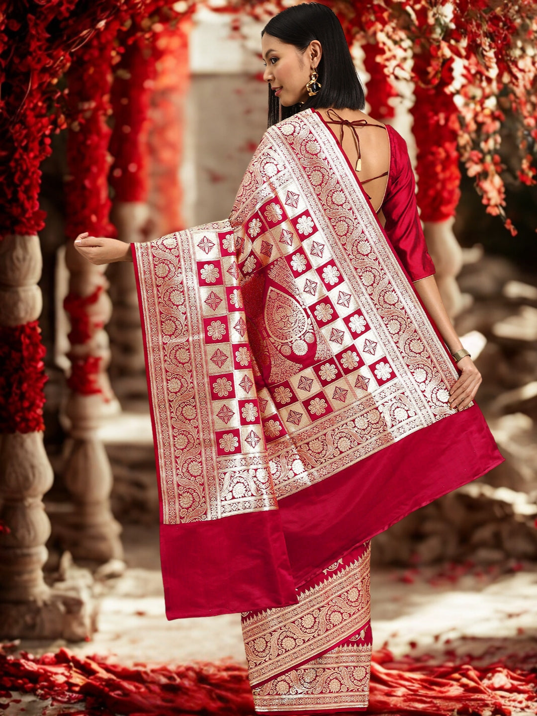 Bridal Zari Woven Traditional Kanjeewaram Silk Saree