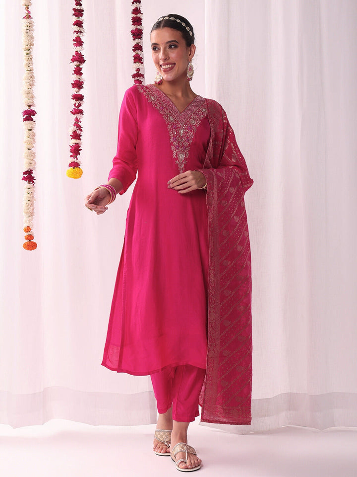 Aari and Resham Embroidered Kurta Set