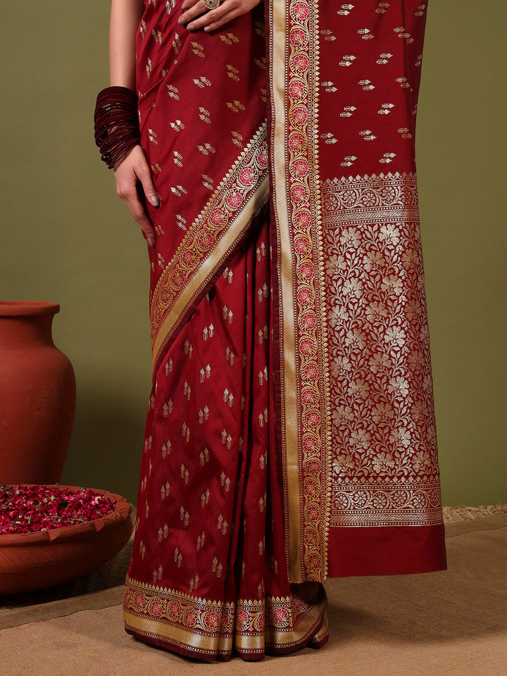 Banarasi Zari Woven Traditional Handloom Silk Saree with Intricate Floral Motifs