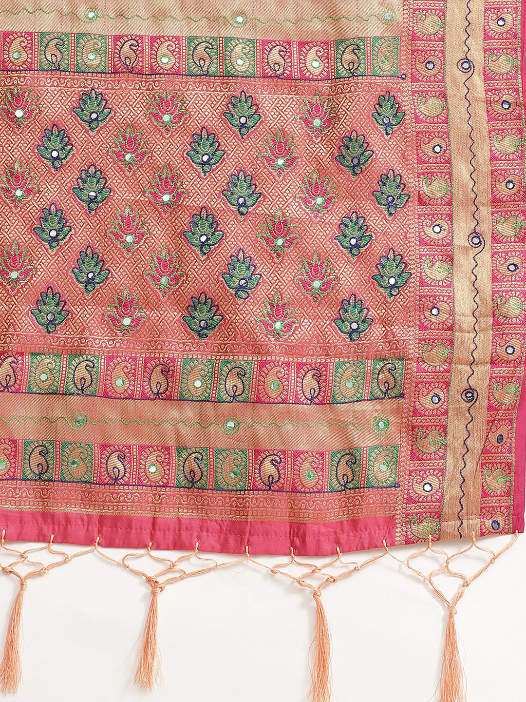 Banarasi Jamdani inspired Paisley Saree with Zari woven border and heavy Contrast Pallu