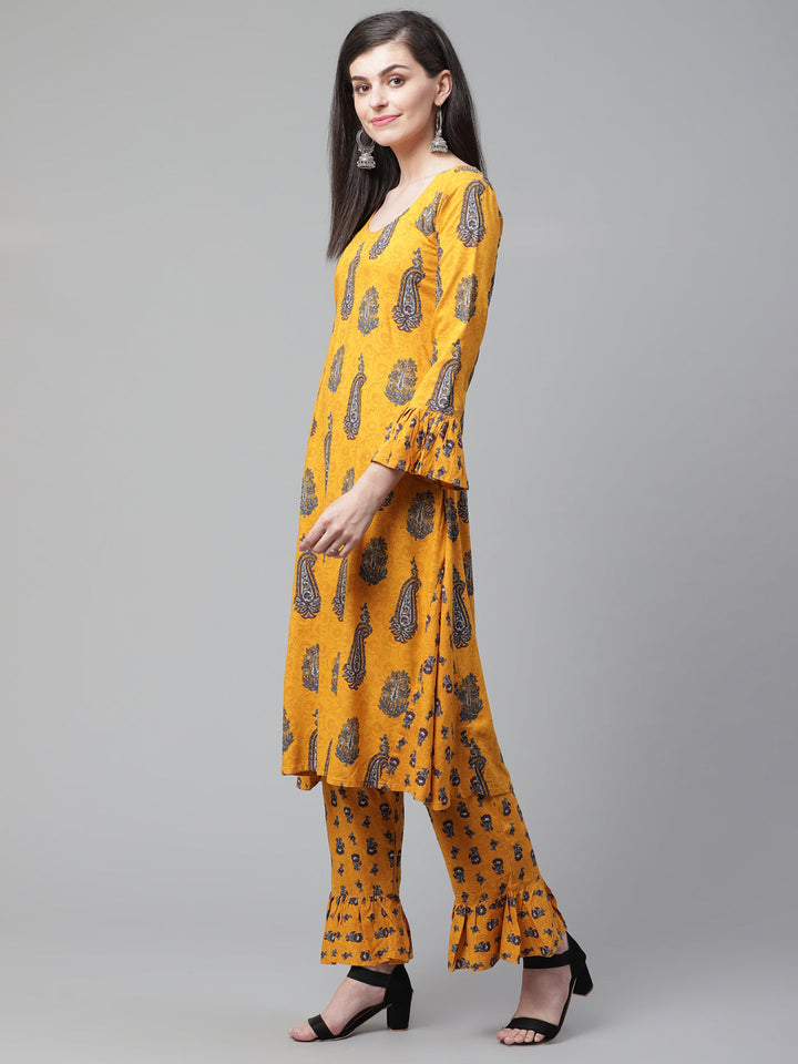 Made to Measure Kurta Pants Set With Floral Block Print and bell sleeves