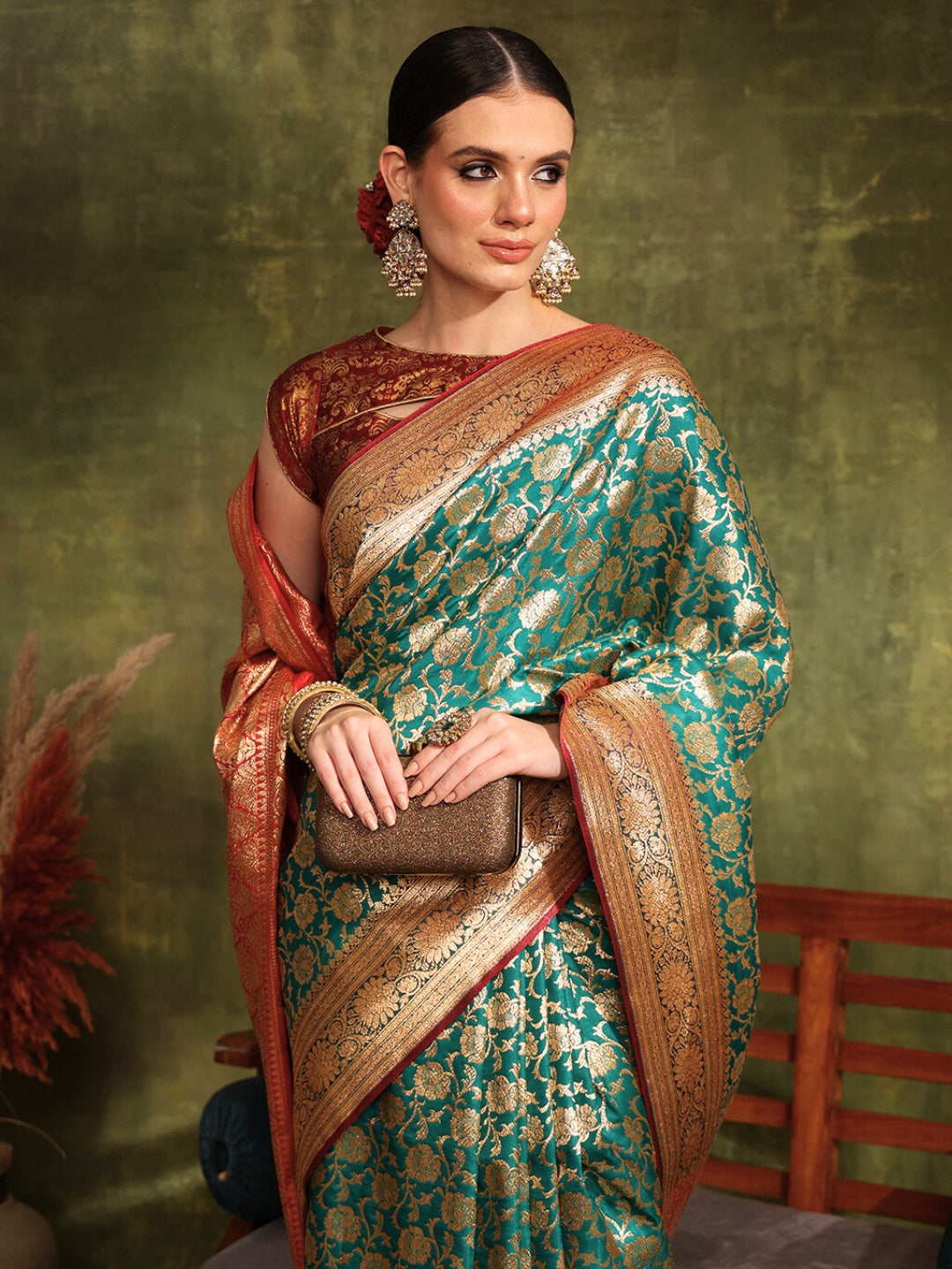 Traditional Handloom Banarasi Silk saree with Zari Woven Flowers