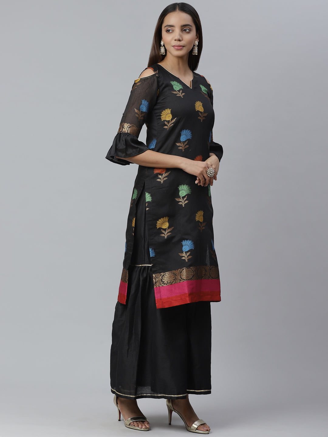 Handloom Chanderi Kurta Set with Gold Floral Weave Pattern & Banarasi Duppatta