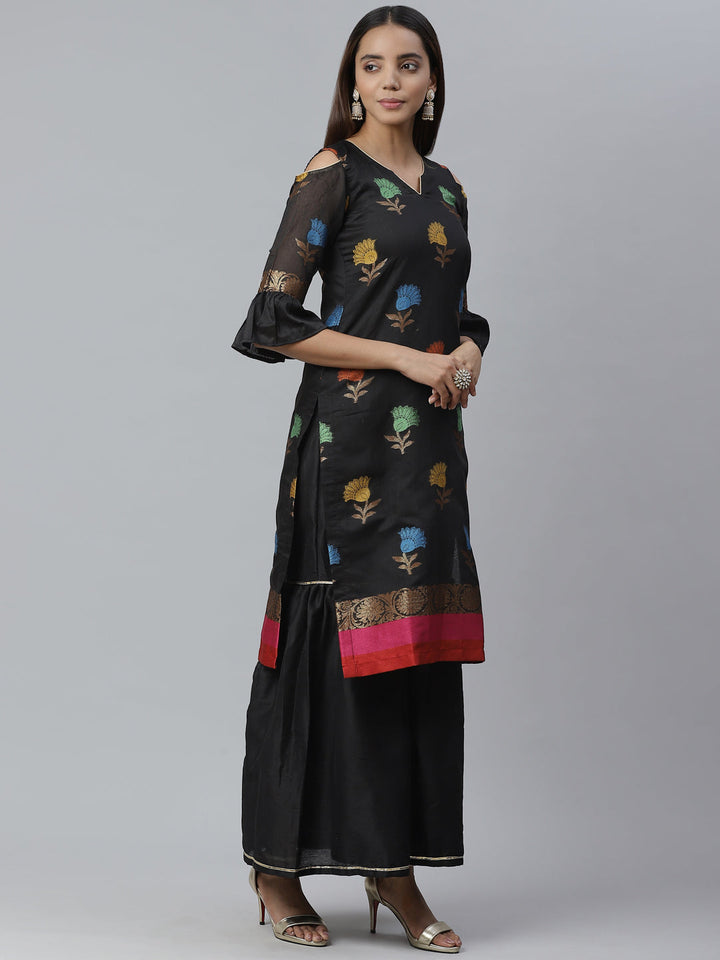 Handloom Chanderi Kurta Set with Gold Floral Weave Pattern & Banarasi Duppatta